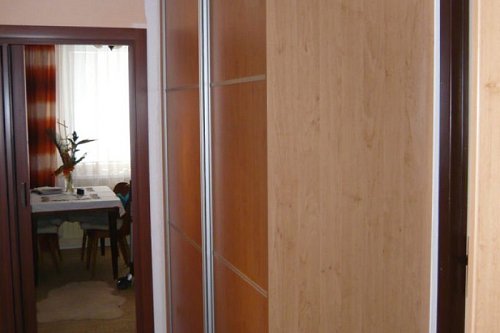 Vestavěné skříně